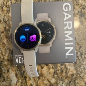 Garmin Venu Smartwatch - White and Gold